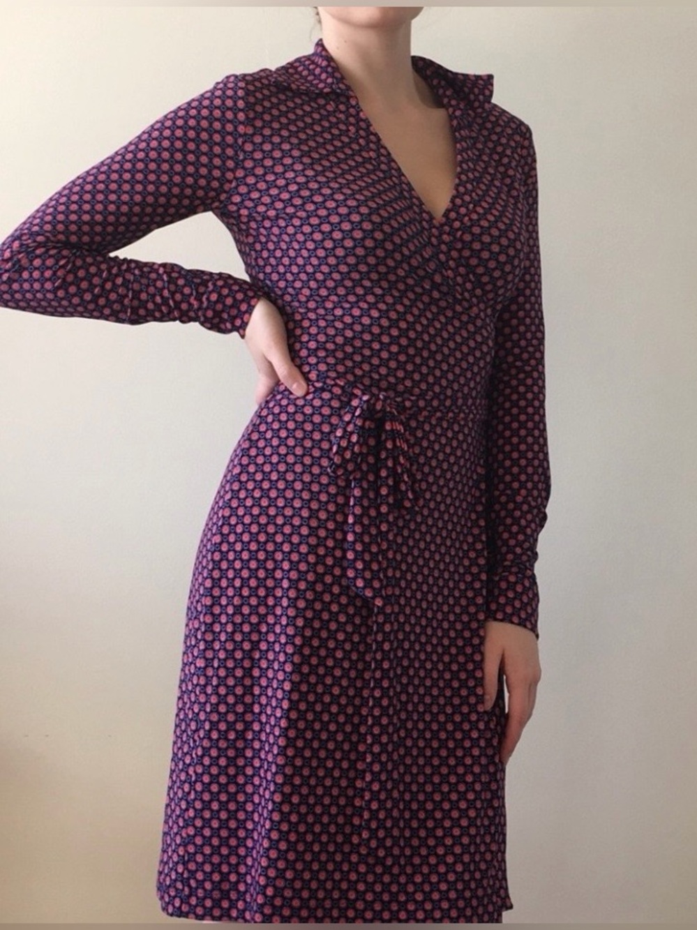 Tommy Hilfiger wrap dress geometric dot print red/navy blue/white. Sz 8